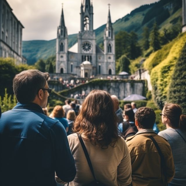 Lourdes: Sanctuary Guided Walking Tour - Key points to know before booking