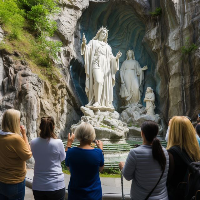 Lourdes: Sanctuary Guided Walking Tour - The value of quiet time