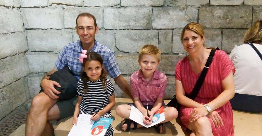 Louvre Guided Treasure Hunt for Families and Kids - Meeting at the Louis XIV Statue