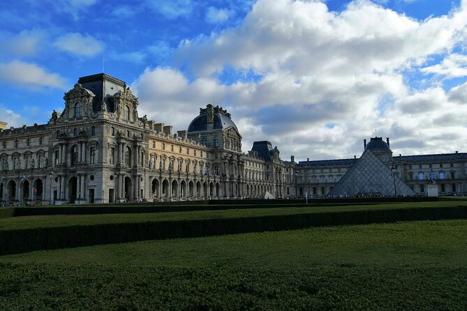Louvre Highlights Tour for Kids Ticket Included - A Kid-Friendly Route Through a Huge Museum
