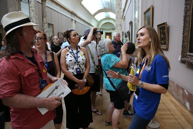 Louvre Masterpieces Express Guided Tour & French Wine Tasting - Why the headsets matter