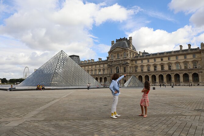 Louvre Museum Access Private Guided Visit - The Great Gallery and Italian Renaissance painting