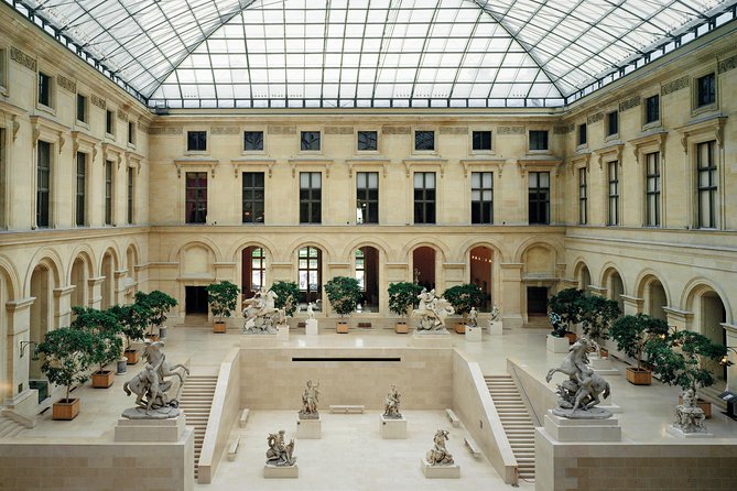 Louvre Museum and Seine River Cruise Tickets by e-mail - Entering the Louvre without expecting an empty queue