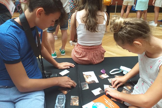 Louvre Museum Guided Family Treasure Hunt - Venus of Milo: a strong first art lesson