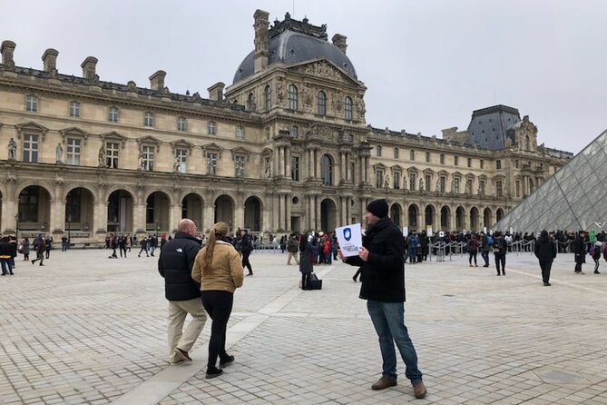 Louvre Museum: Guided Tour at Closing Time with Mona Lisa - The guide makes or breaks the visit
