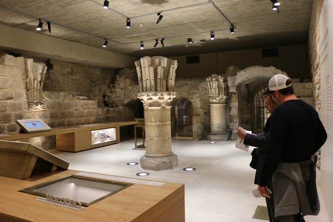 Louvre Museum: Guided Tour at Closing Time with Mona Lisa - Is the $66.38 price fair?