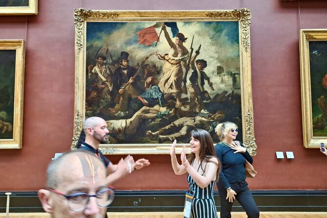 Louvre Museum Guided Tour with Artist - The Louvre in 100 focused minutes