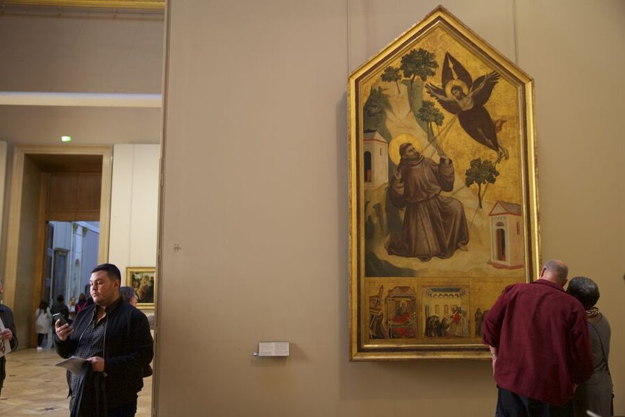 Louvre Museum: Mona Lisa Without the Crowds Last Entry Tour - Leonardo, Raphael, Caravaggio, and the Italian galleries