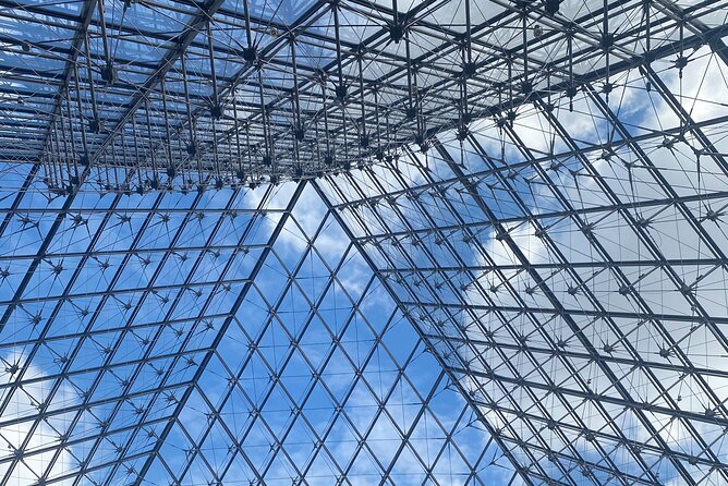 Louvre Museum Private Guided Tour - Addie, Joanna, Maryam, and the guide’s role