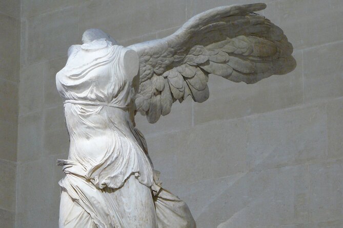 Louvre Private Tour in Paris with Entry Tickets - A calm pace in a chaotic museum