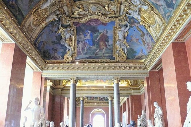 Louvre Private Tour in Paris with Entry Tickets - How the tour works for families