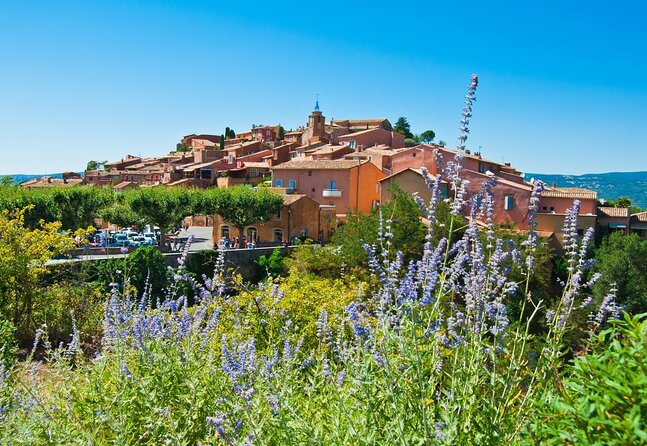Luberon Villages Half-Day Tour from Aix-en-Provence - Gordes delivers the famous final view