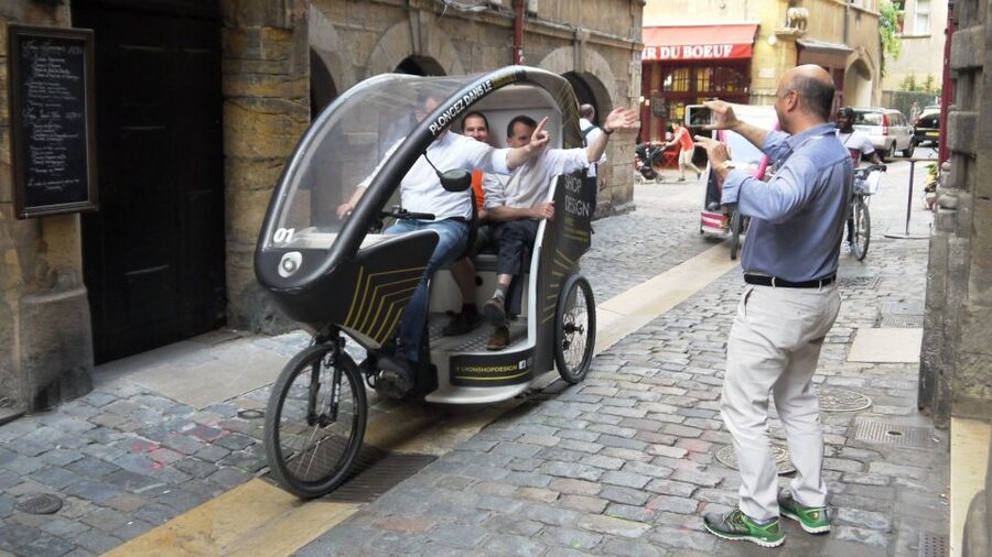 Lyon: 1 or 2-Hour Pedicab Tour - Meeting at the Lyon tourism office