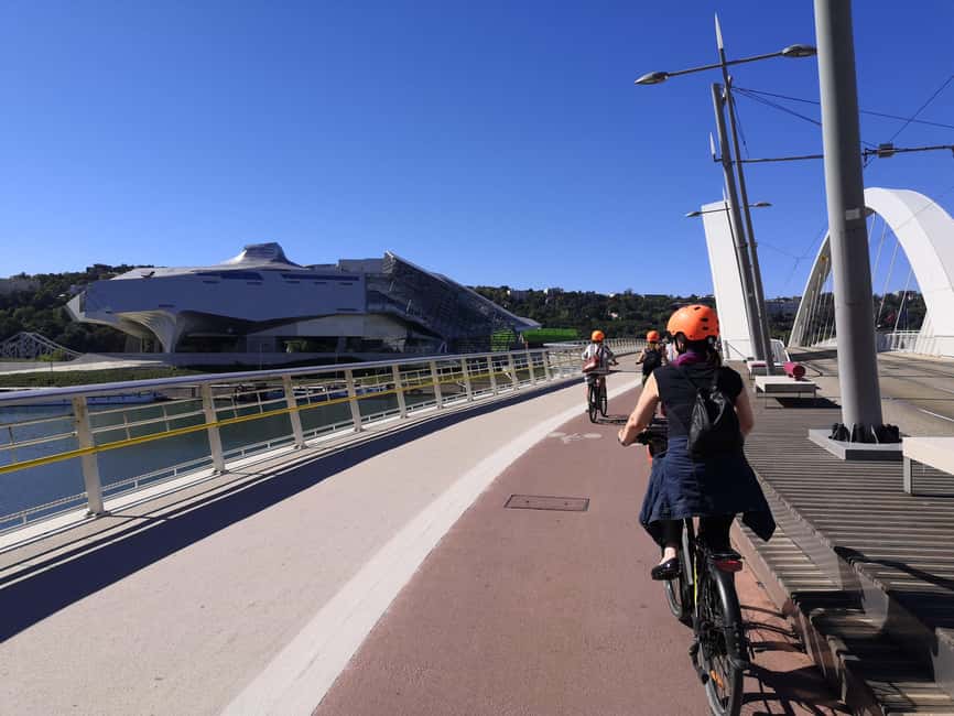 Lyon: 3-Hour Guided E-Bike Tour - Tête d’Or Park: a welcome change of pace