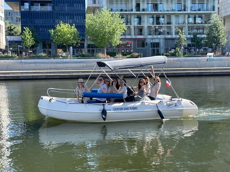 Lyon: Electric Boat Rental Without a License - The first 15 minutes: leaving Confluence behind