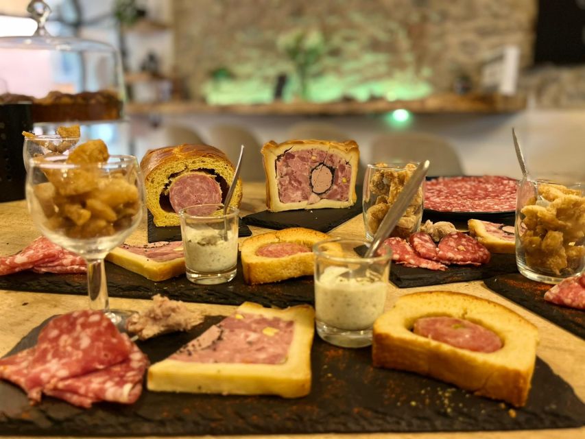 Lyon: Food Walking Tour with a Local Guide - Meeting at 2 Place du Change