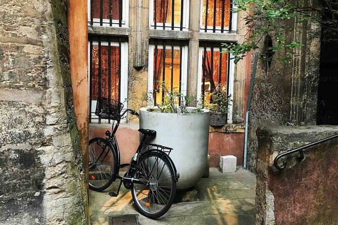 Lyon Highlights & Secrets Walking Guided Tour (small group) including Funicular - Who Will Enjoy This Tour Most