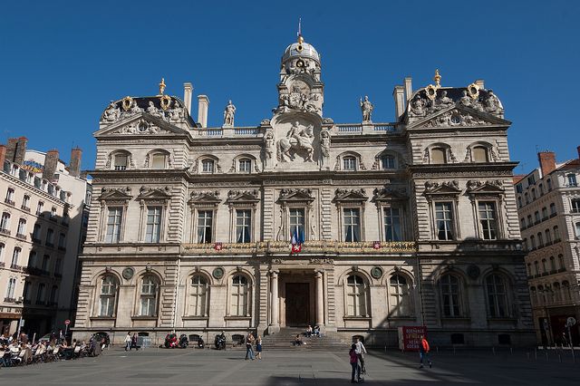 Lyon: Old District Private Guided Walking Tour - Why the traboules make this Lyon walk different