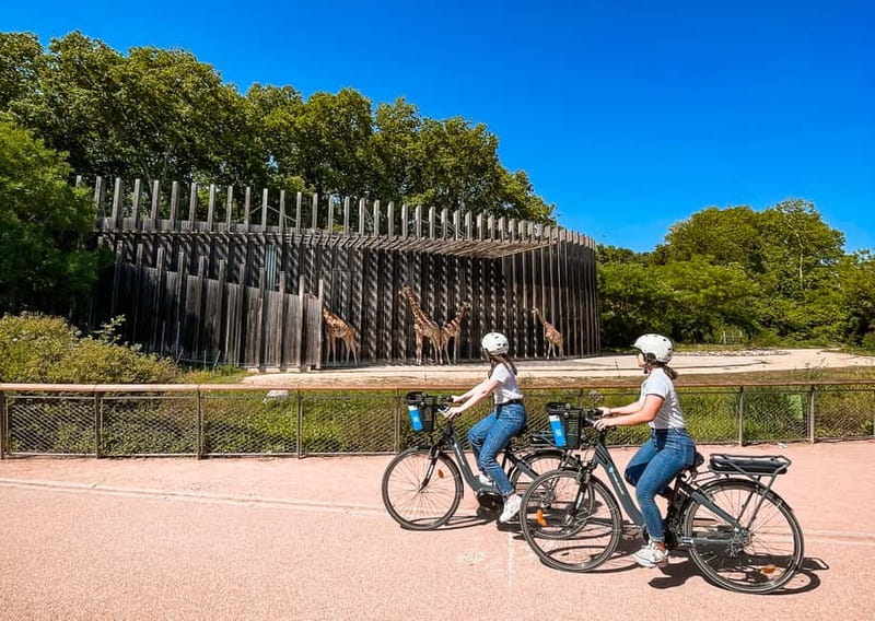 Lyon: Parc Tête d'Or eBike Tour - The Peninsula: Opera House, Hôtel de Ville, and Place des Terreaux