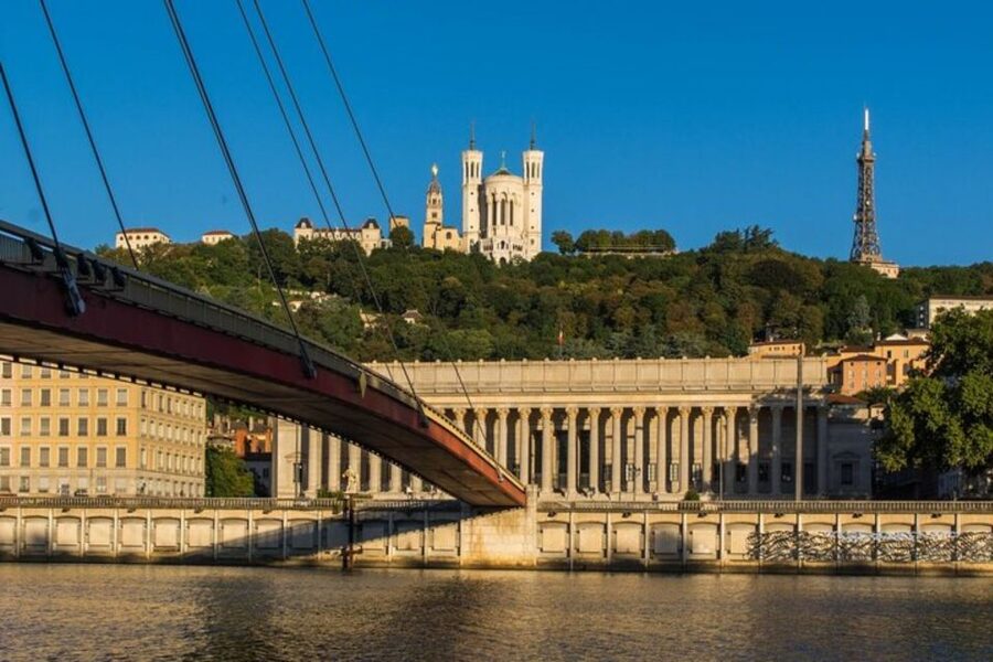 Lyon: Private custom tour with a local guide - Why a private walk works well in Lyon