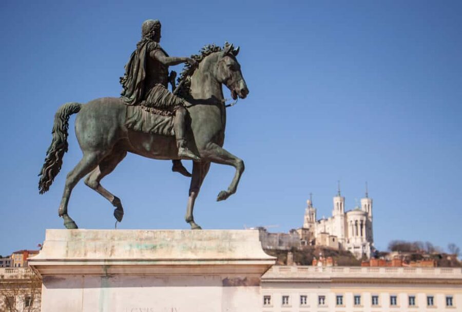 Lyon: Secret Food Tour - The secret dish and the value of surprise