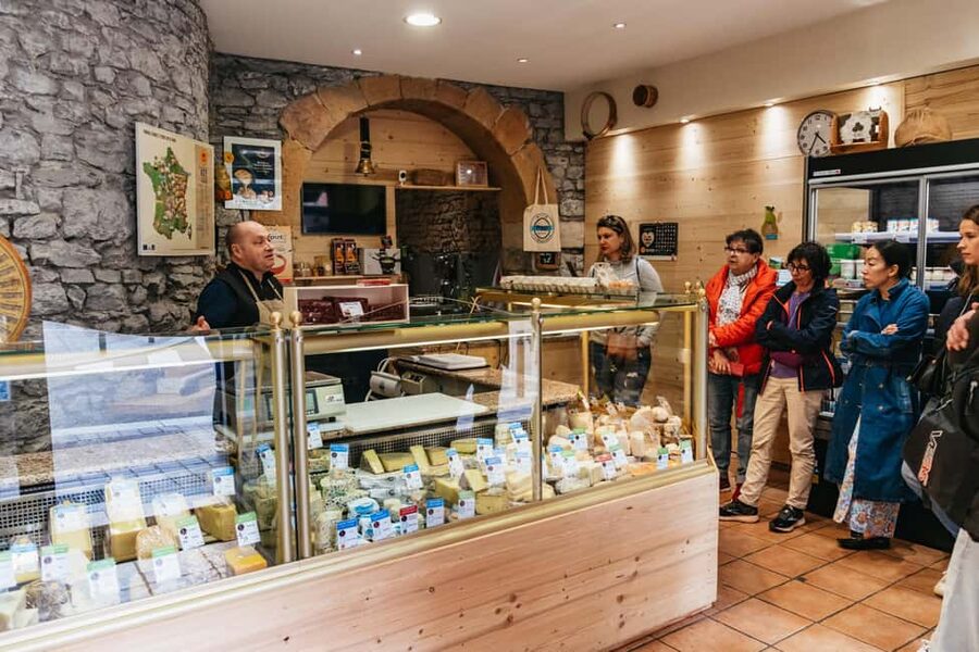 Lyon: Vieux Lyon Food Tasting Walking Tour - How the $104 price holds up