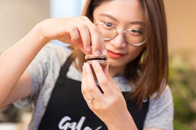 Macaron Bakery Class at Galeries Lafayette Paris - Piping, meringue, and the little details that matter