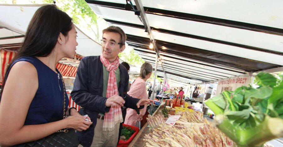Market Visit and Cooking Class with a Parisian Chef - Starting at a French market