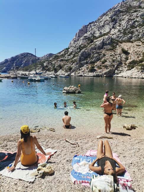 Marseille: Calanques National Park Guided Hike with Picnic - What to pack for a safer, better day