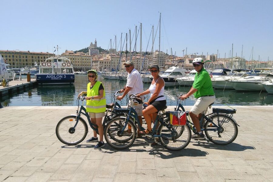 Marseille: City Highlights Guided Half-Day E-Bike Tour - Starting among Le Panier’s old lanes