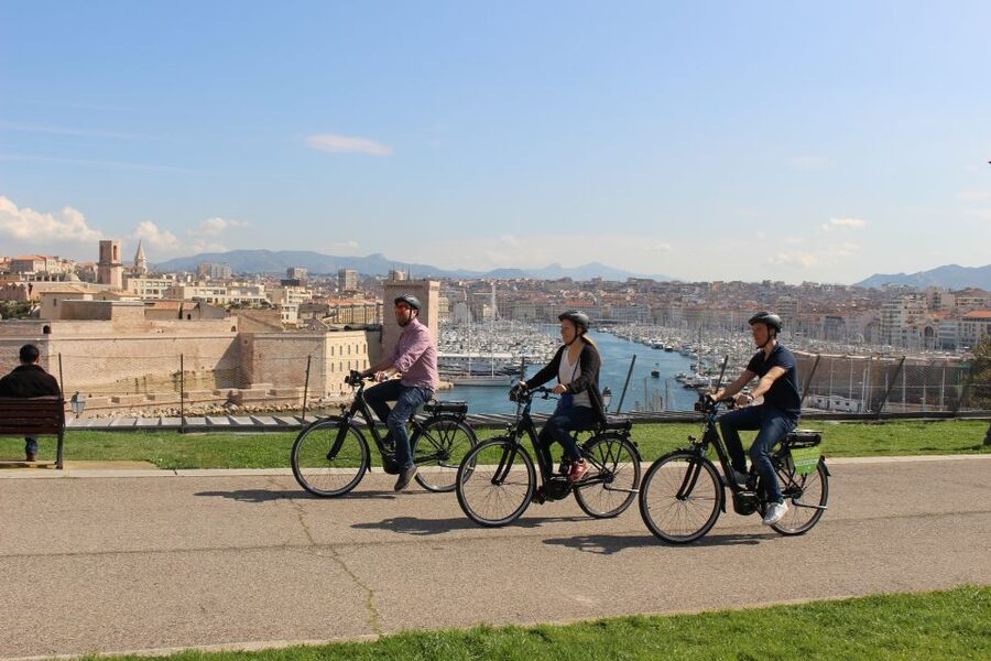 Marseille: E-bike Virtual Guided Tour - The Calanques National Park and its inlets