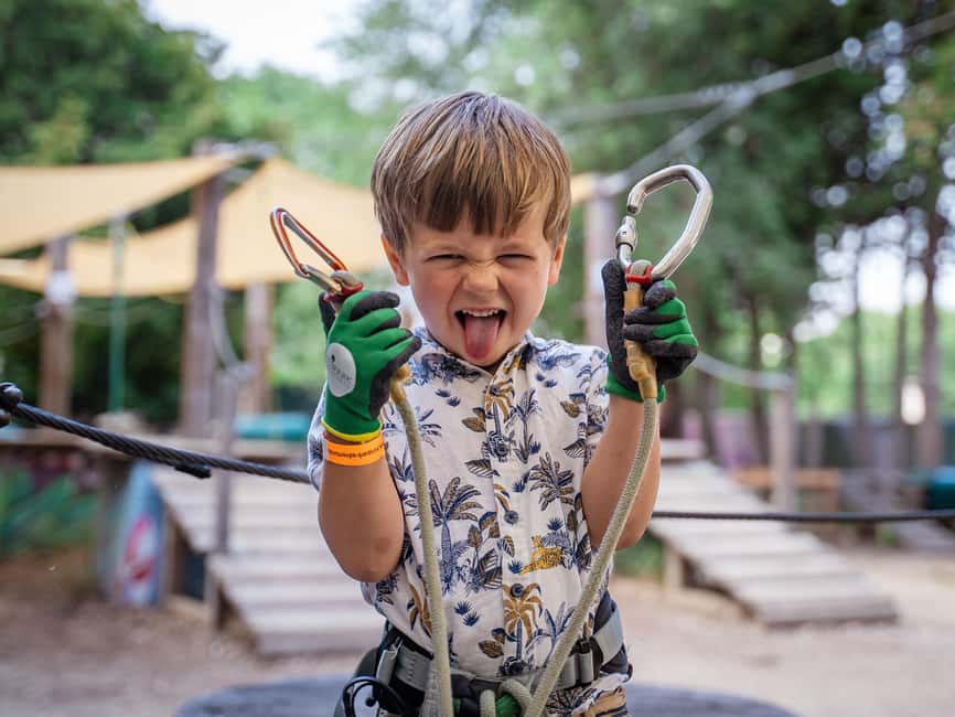 Marseille: Ecopark Adventures Treetop Adventure - What to wear and what to bring