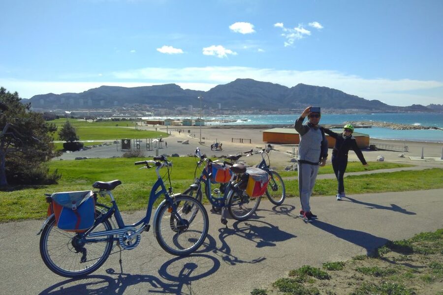 Marseille: Full-Day Guided E-Bike Coast & Calanques Tour - What to pack for the coast