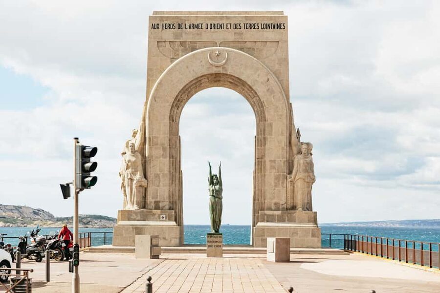 Marseille: Guided Off-the-Beaten-Path Neighborhood Walk - Bompard, Vauban, and Roucas Blanc by stairway