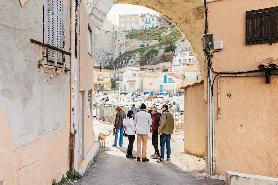 Marseille: Guided Off-the-Beaten-Path Neighborhood Walk - Starting beside the Corniche at Vallon des Auffes