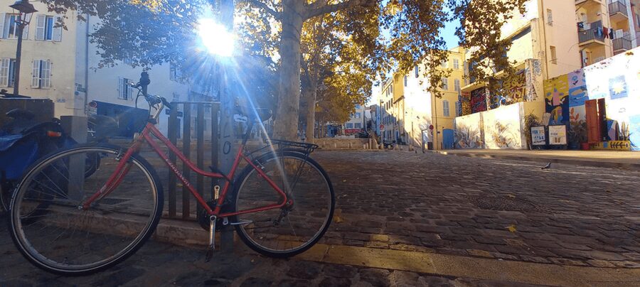 Marseille: Half-Day City Highlights Guided Walking Tour - Charles makes the difference