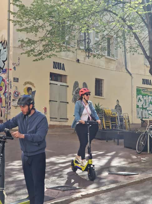 Marseille: Self-Guided Smartphone Tour by E-Scooter - How the virtual guide works in practice