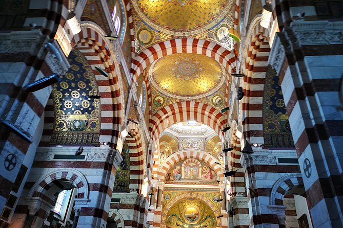 Marseille Shore Excursion: City Sightseeing Tour of Marseille - Guides can make the difference
