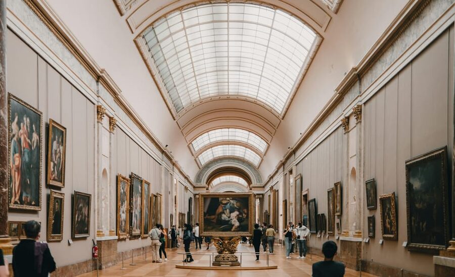 Mona Lisa & Treasures: 6-people Max Louvre Experience - Finding works beyond the Mona Lisa