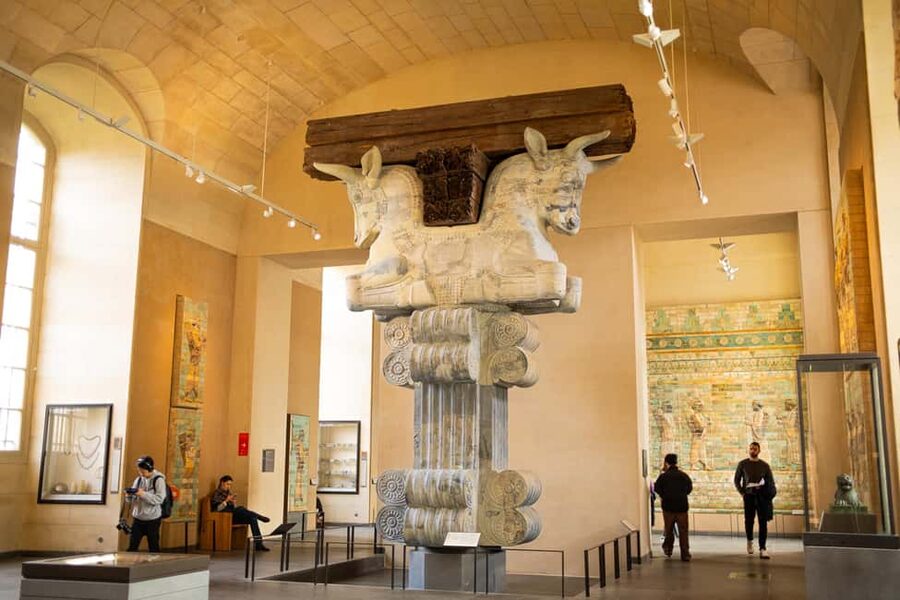 Mona Lisa & Treasures: 6-people Max Louvre Experience - Price, group size, and what you receive