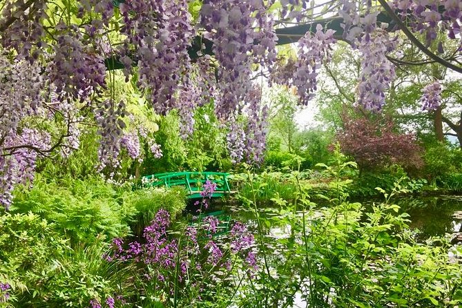 Monet's Gardens & House-Private Giverny Tour From Paris - What the private guide adds