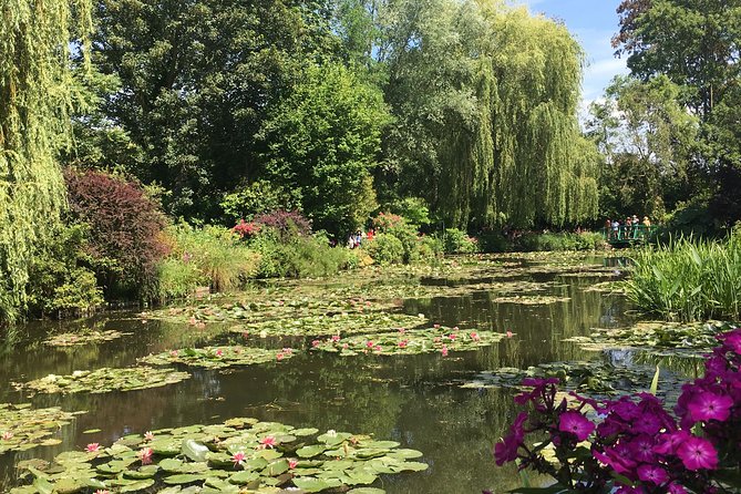 Monet's Gardens & House-Private Giverny Tour From Paris - Who should book this Giverny tour?