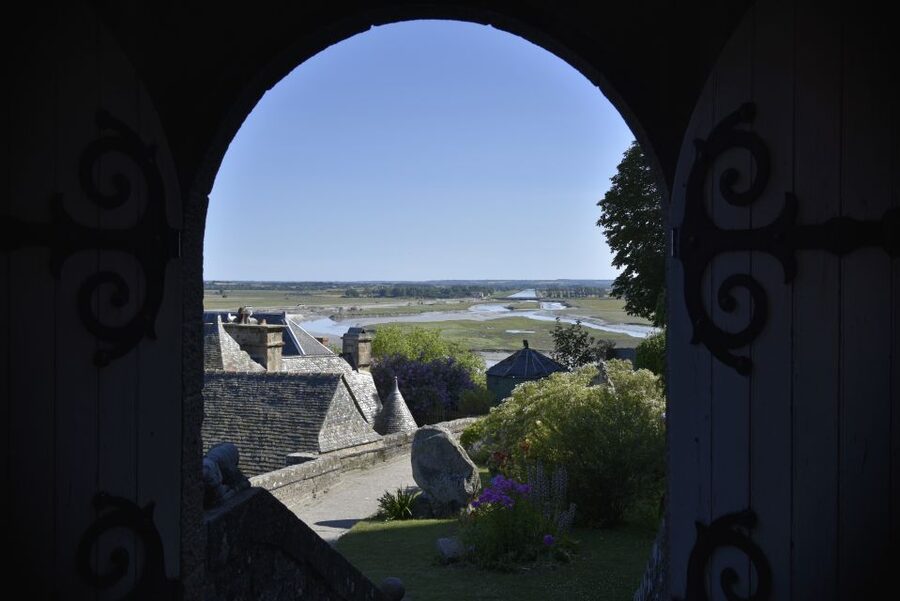 Mont Saint-Michel: 3 Museums Entry Pass - Entering the Logis Tiphaine
