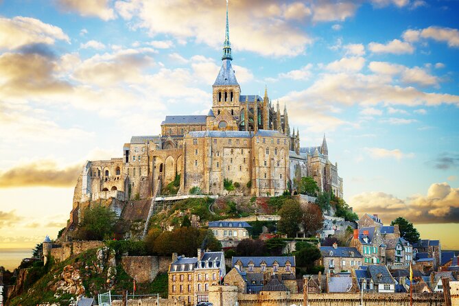 Mont Saint Michel Day Trip from Paris with English Speaking Guide - Why Mont Saint Michel is worth the long ride