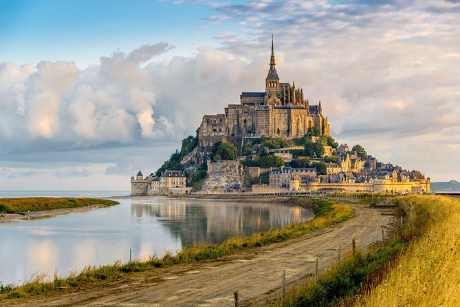 Mont Saint Michel Guided Day Trip with Abbey Entry from Paris - The return to Paris and the real cost of the day