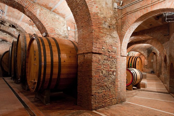 Montepulciano: Winery Tour & Tasting Experience - Key points to know before booking