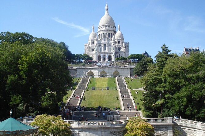 Montmartre and the Sacré-Coeur with the best guides in Paris - Starting near Abbesses at 2:30 pm