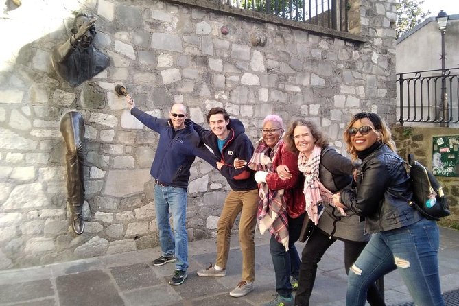 Montmartre Hidden Gems and Scenic Highlights Walking Tour - Bateau-Lavoir and the artists who changed Paris