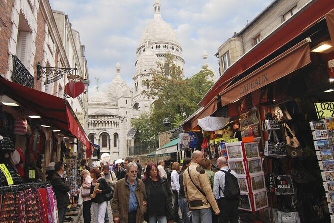 Montmartre Tour with a Local Guide: Private & 100% Personalized - Café time and the art of slowing down