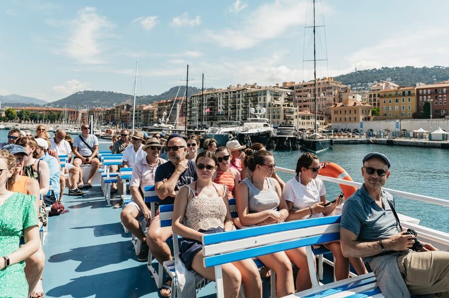 Nice: 1-Hour Sightseeing Cruise to Villefranche Bay - Saint-Jean-Cap-Ferrat and its grand villas